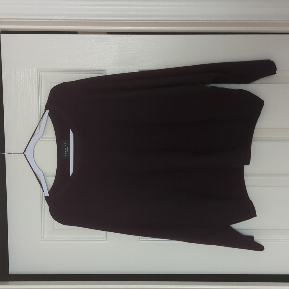 Cropped sweater